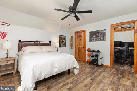 Bedroom - 1396 Cullers Run Rd, Mathias, WV 26812 photo 3 of 9