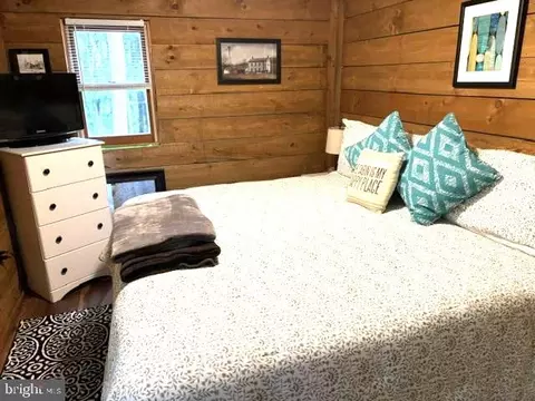 Bedroom - 141 Matthews Loop, Mathias, WV 26812 photo 3 of 5