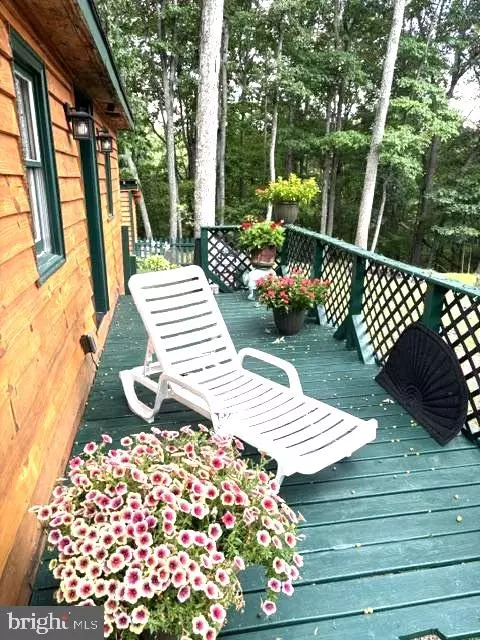 Exterior - 141 Matthews Loop, Mathias, WV 26812 photo 4 of 15