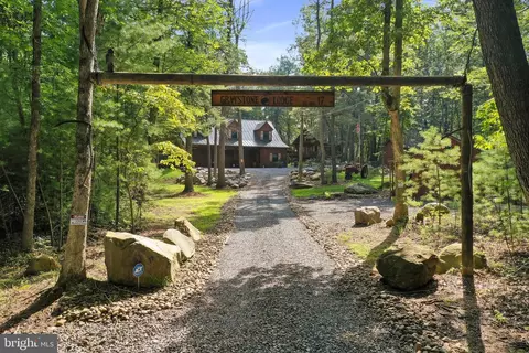 174 Lupton Dr, Capon Bridge, WV 26711