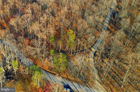 Spring Gap Road, Slanesville, WV 25444