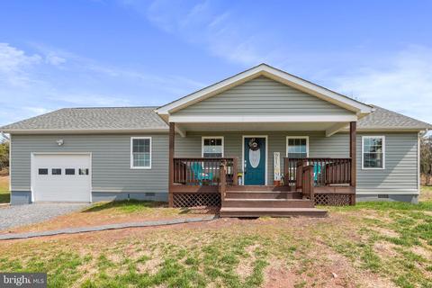 260 Carters Tree Farm Ln, Levels, WV 25431
