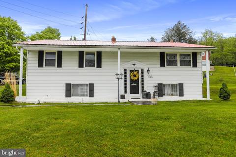 676 5th St, Romney, WV 26757
