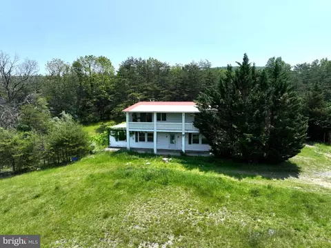 212 Mountain Meadows Ln, Romney, WV 26757