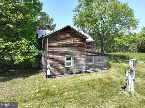 533 Green Pine Ln, Points, WV 25437 photo 14