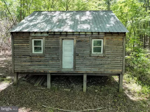 21 21 Ac Wilson Place Ln, Augusta, WV 26704