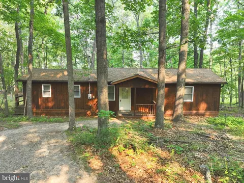 326 Cabin Rd, Augusta, WV 26704