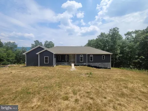 966 Noland Ridge Rd, Slanesville, WV 25444