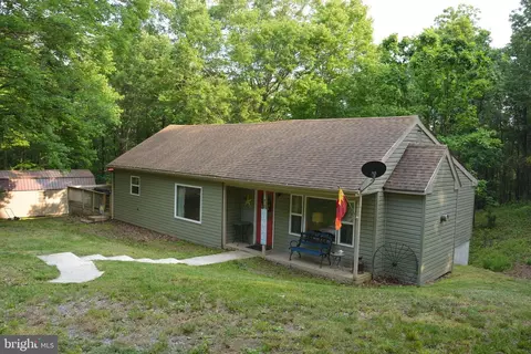 420 Miller Ln, Augusta, WV 26704