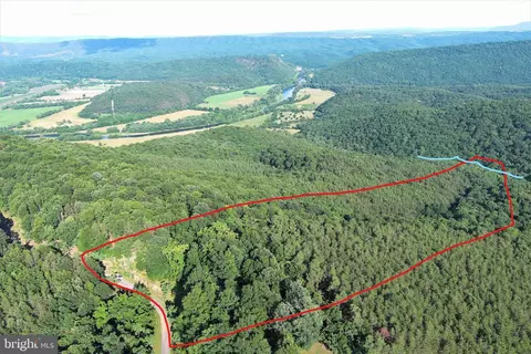 138 Bluffs On The Potomac, Romney, WV 26757