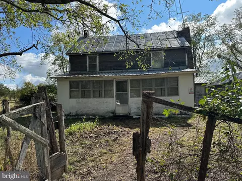1426 Rowzee Rd, Points, WV 25437 photo 16