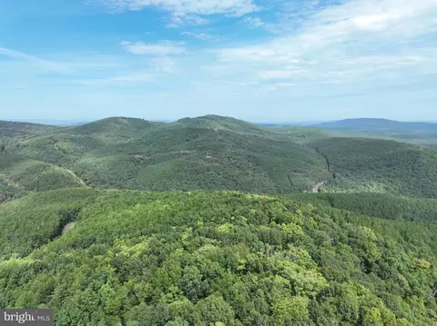 lot131 Bluffs Blue Beach Rd, Springfield, WV 26763