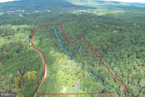 8 Bear Paw, Bloomery, WV 26817