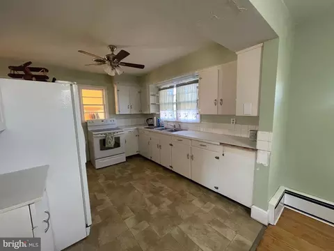 325 Everett Pl, Romney, WV 26757 photo 11