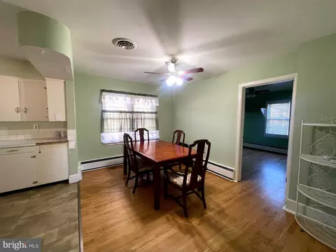 325 Everett Pl, Romney, WV 26757 photo 9