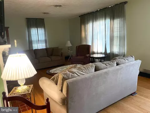 325 Everett Pl, Romney, WV 26757 photo 6