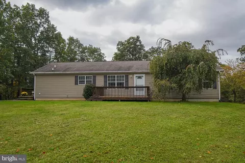 91 Badger Ln, Augusta, WV 26704