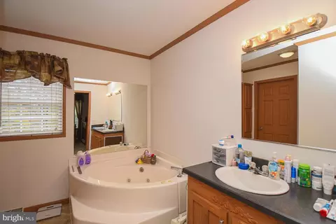91 Badger Ln, Augusta, WV 26704 photo 14