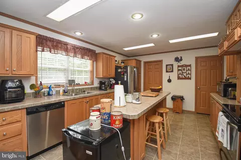 91 Badger Ln, Augusta, WV 26704 photo 5