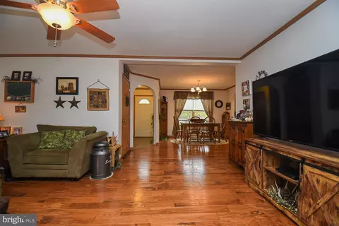 91 Badger Ln, Augusta, WV 26704 photo 33