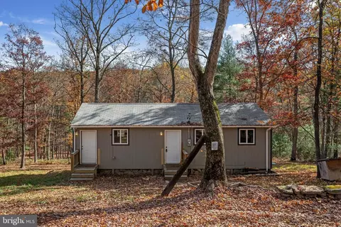 268 Pony Express Ln, Augusta, WV 26704