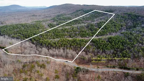 19 Buttonwood Trl, Romney, WV 26757