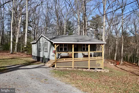 478 Pony Express Ln, Augusta, WV 26704