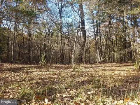 Crystal Valley Drive, Romney, WV 26757