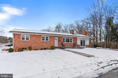 540 3rd St, Romney, WV 26757 photo 3