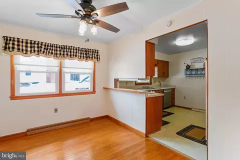 540 3rd St, Romney, WV 26757 photo 8