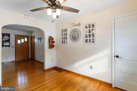 540 3rd St, Romney, WV 26757 photo 9