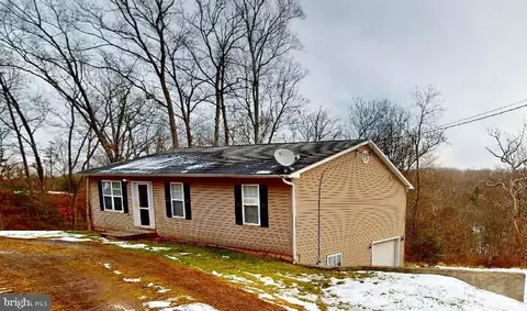 970 Hazel Ln, Augusta, WV 26704