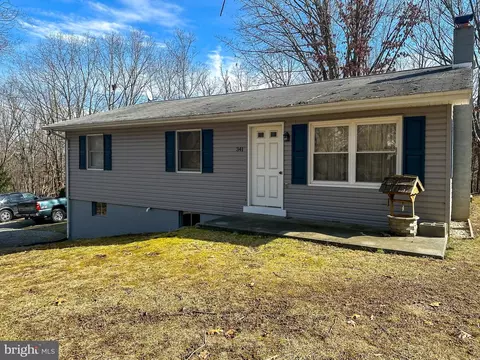 341 Car Wash Ln, Augusta, WV 26704