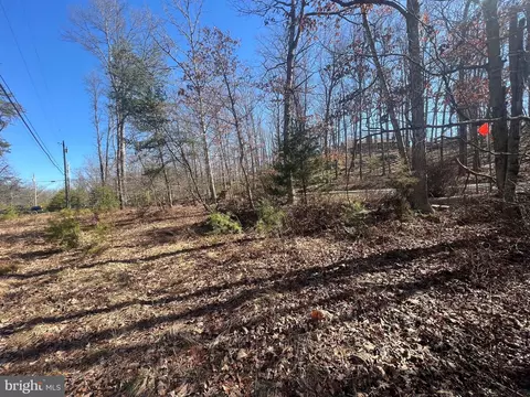 19 Dillons Run Road, Capon Bridge, WV 26711