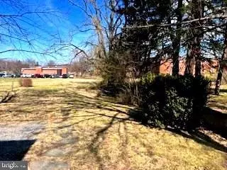 Exterior - 229 E Main St, Romney, WV 26757 photo 5 of 11