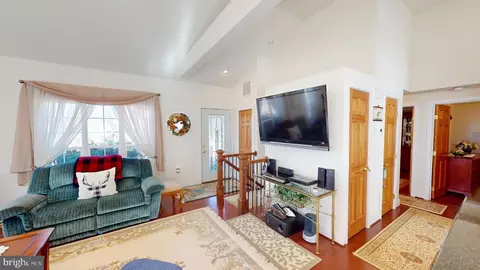 Living - 123 Rebeccas Ln, Old Fields, WV 26845 photo 6 of 8
