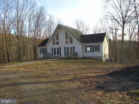 161 Robinwood Way, Augusta, WV 26704