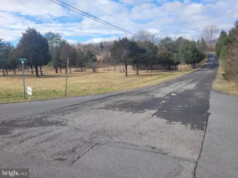 Tupelo Loop, Springfield, WV 26763 photo 16