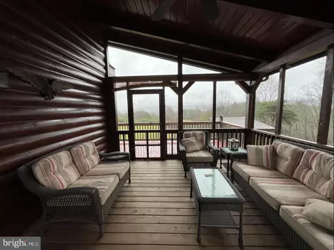 Exterior - 112 Sea Biscuit Dr, Points, WV 25437 photo 3 of 15