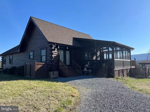 Exterior - 112 Sea Biscuit Dr, Points, WV 25437 photo 1 of 15