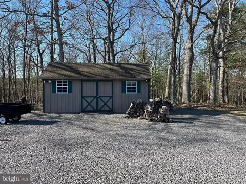 Exterior - 112 Sea Biscuit Dr, Points, WV 25437 photo 14 of 15