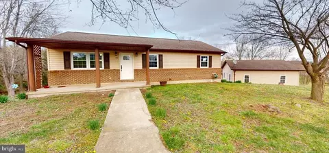 343 Paradise Rd, Augusta, WV 26704