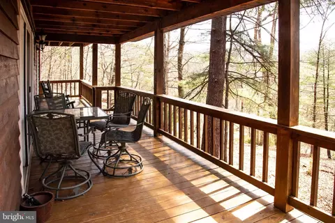 Exterior - 215 Pond View Ln, Points, WV 25437 photo 6 of 15