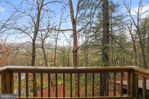 Exterior - 215 Pond View Ln, Points, WV 25437 photo 3 of 15