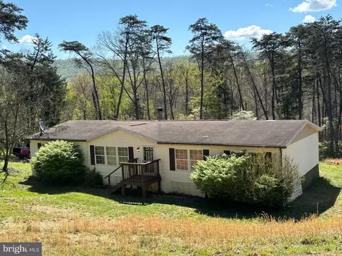 325 Flintlock Dr, Springfield, WV 26763 photo 3