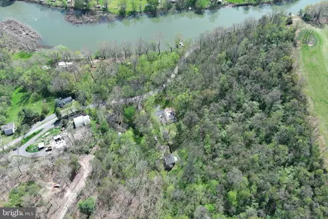 View/Area - 279 Camp Cliffside Rd, Springfield, WV 26763 photo 2 of 17