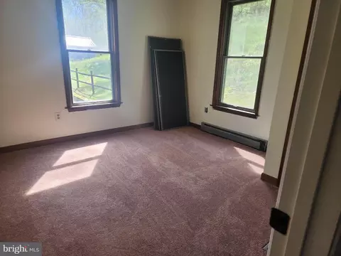 Bedroom - 279 Camp Cliffside Rd, Springfield, WV 26763 photo 2 of 3