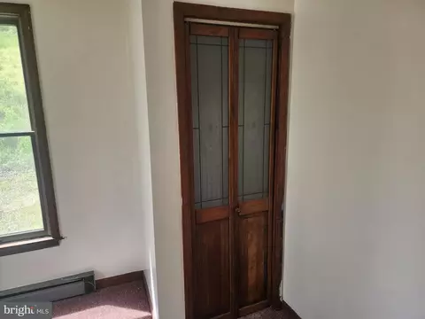 Entry Way - 279 Camp Cliffside Rd, Springfield, WV 26763 photo 3 of 4