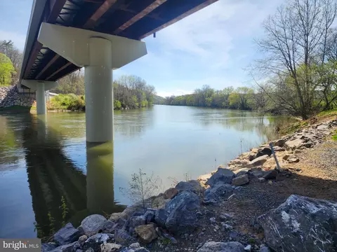 View/Area - 279 Camp Cliffside Rd, Springfield, WV 26763 photo 10 of 17