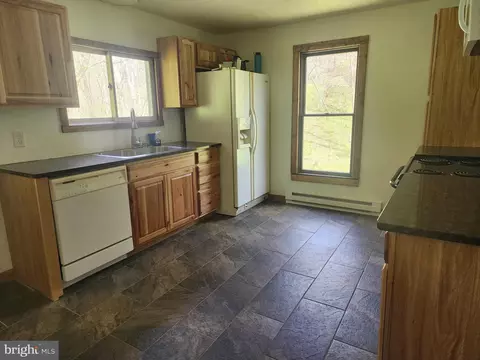 Kitchen - 279 Camp Cliffside Rd, Springfield, WV 26763 photo 4 of 5